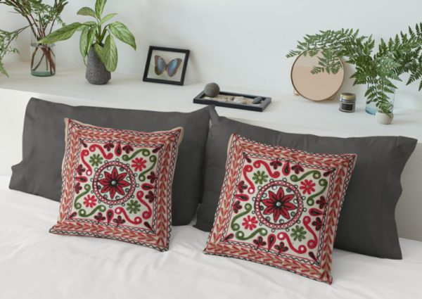 Embroidered cushion cover set